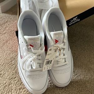 Reebok Club C 85 women’s sneakers white womens size 9 new in box
